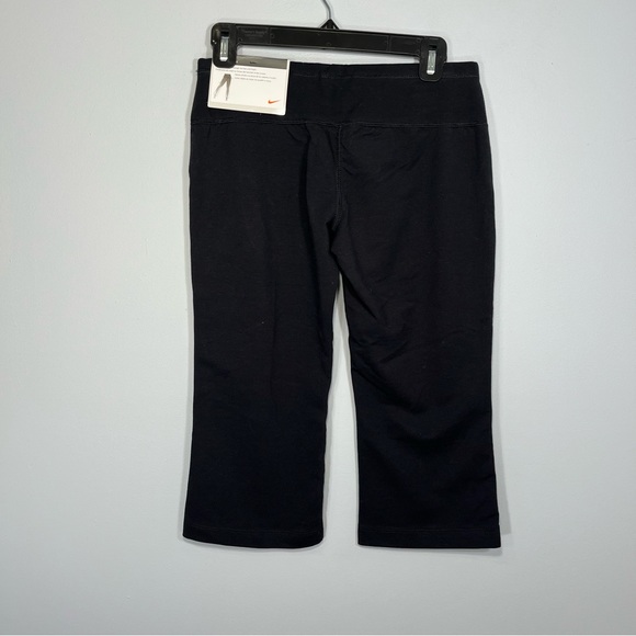 NEW Nike Pants Womens Extra Small Black Fit Dry Sports Capri Stretch Activewear - Picture 2 of 12